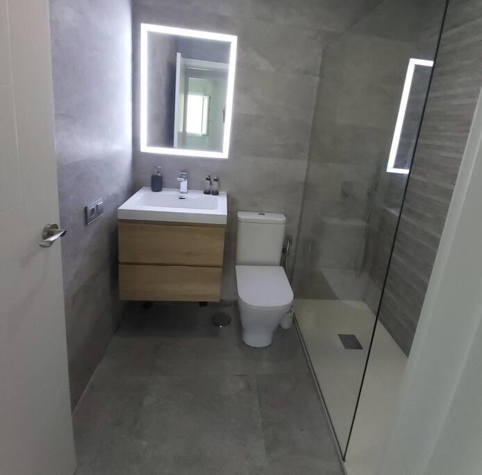 סביליה Luminoso Apartamento En El Centro, Con Mucho Arte מראה חיצוני תמונה