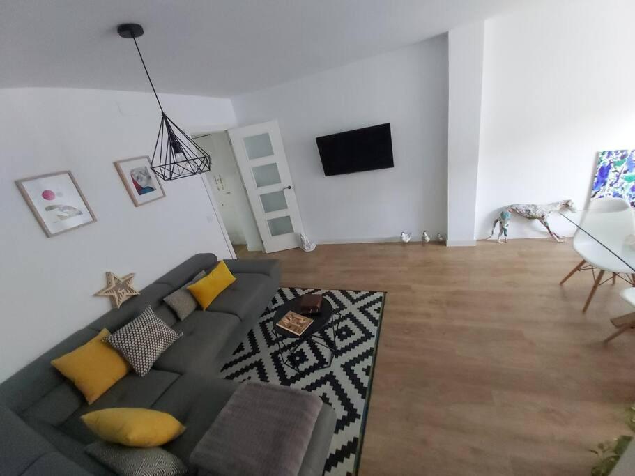סביליה Luminoso Apartamento En El Centro, Con Mucho Arte מראה חיצוני תמונה