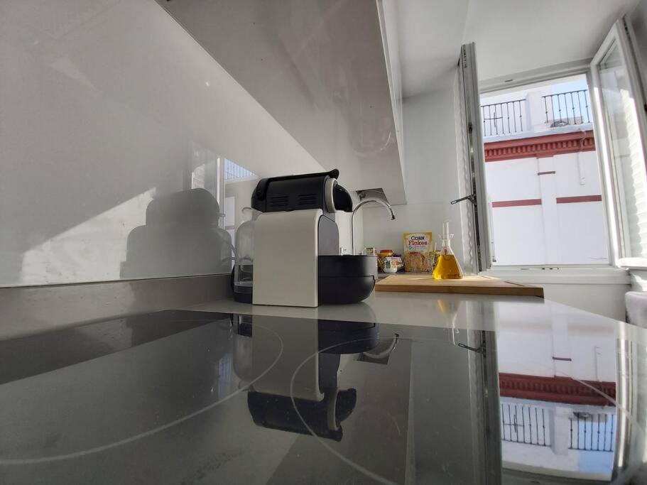 סביליה Luminoso Apartamento En El Centro, Con Mucho Arte מראה חיצוני תמונה